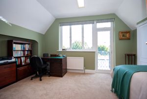 Bed 3- click for photo gallery